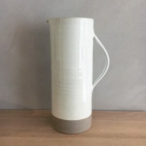 Pichet basic 1L en grès émaillé blanc Les Guimards