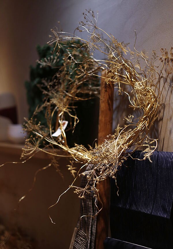 Table de Noel or et blanc