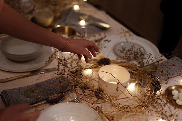 Table de Noel or et blanc